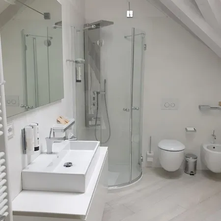 Eden House Experience