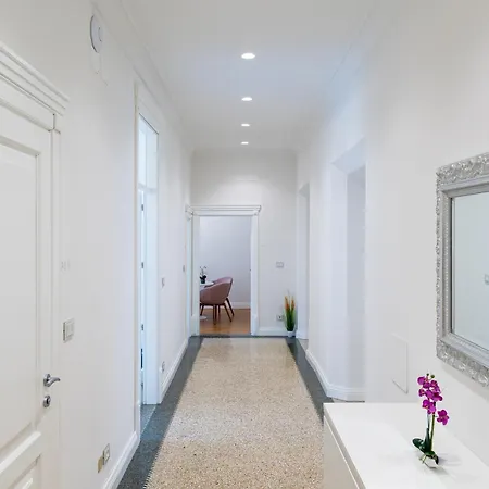 Eden House Experience Apartment