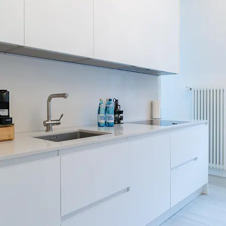 Eden House Experience Apartment *