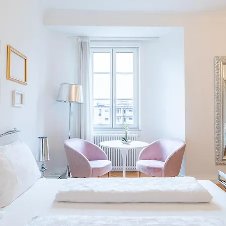 Eden House Experience Apartment *