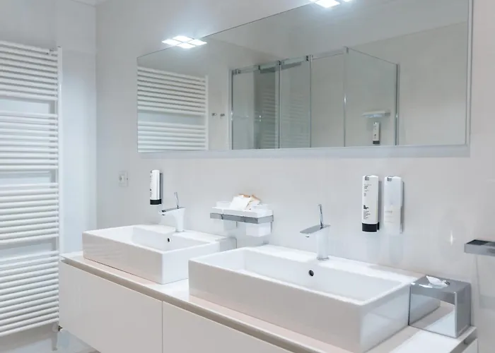 Eden House Experience *