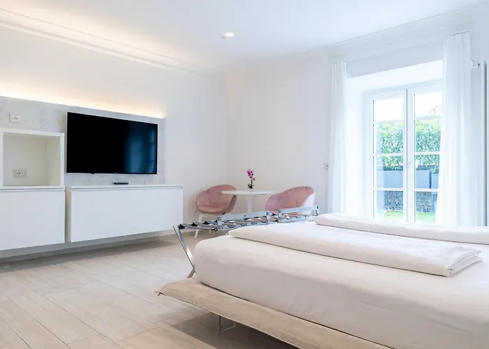 Eden House Experience